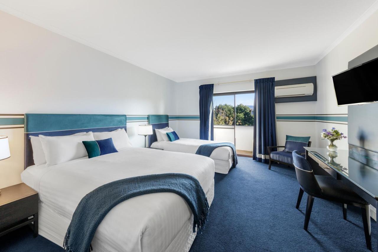 Ramada By Wyndham Diplomat キャンベラ エクステリア 写真