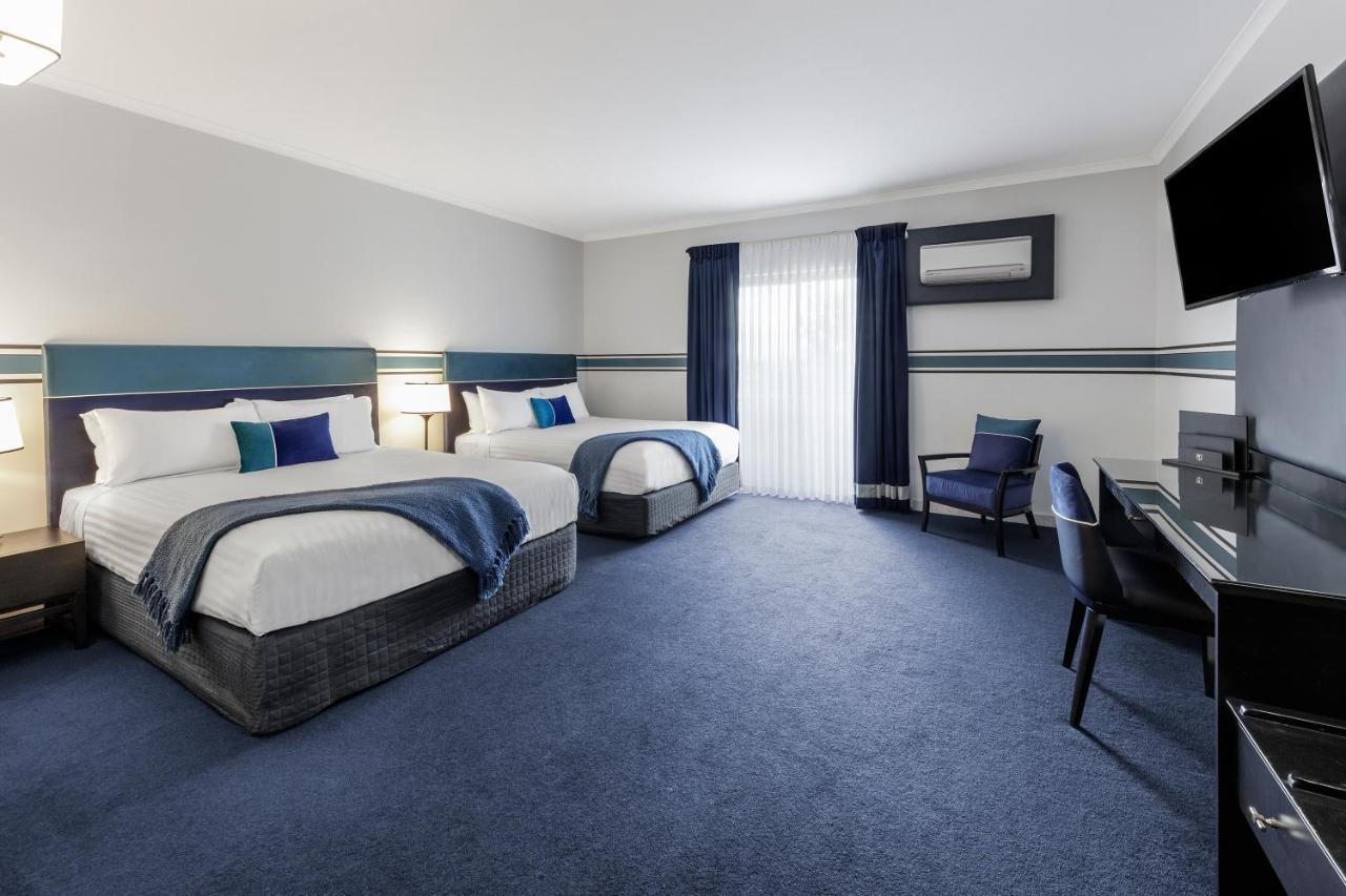 Ramada By Wyndham Diplomat キャンベラ エクステリア 写真