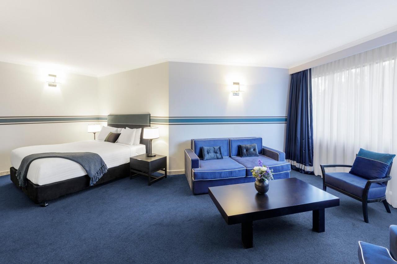 Ramada By Wyndham Diplomat キャンベラ エクステリア 写真