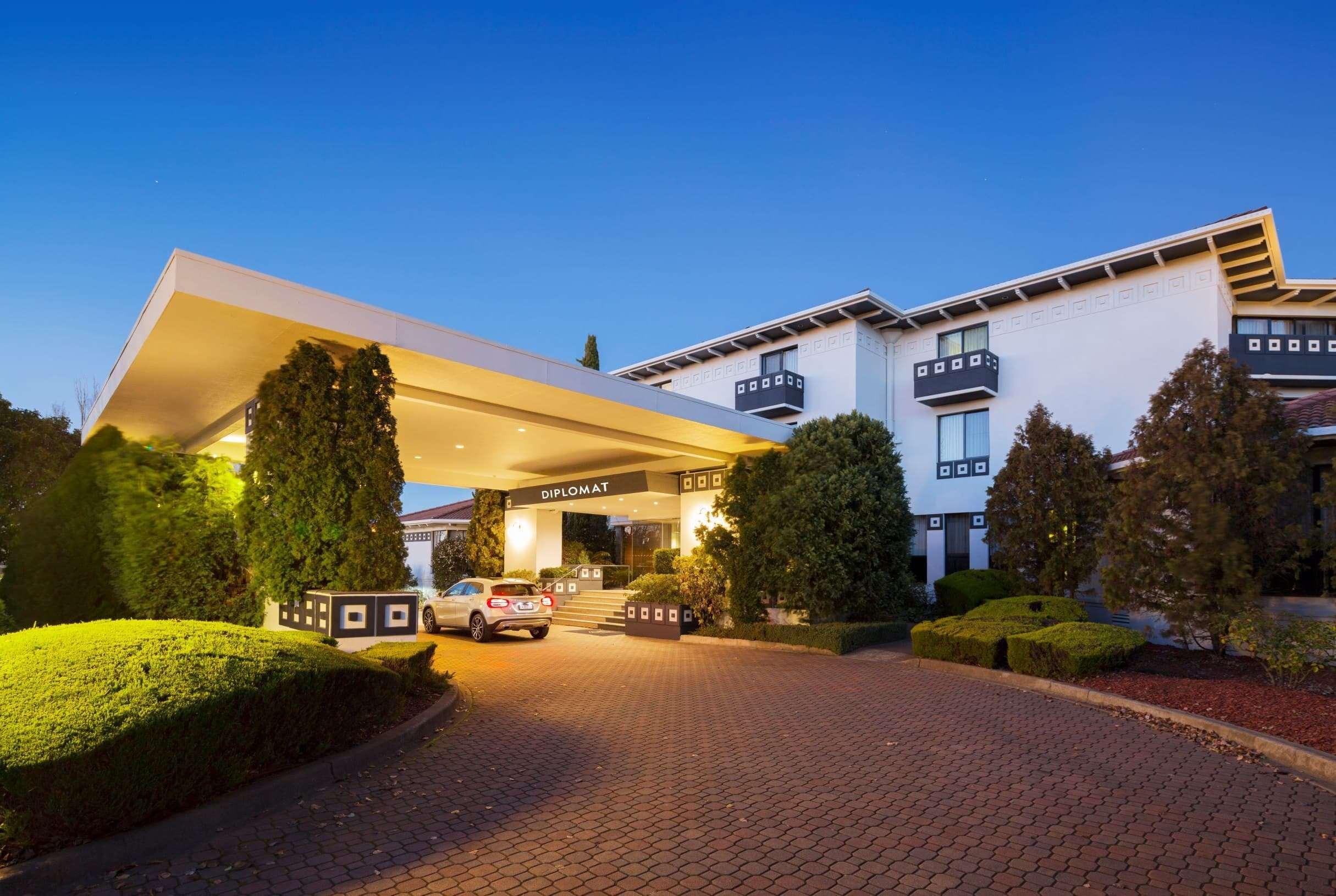 Ramada By Wyndham Diplomat キャンベラ エクステリア 写真