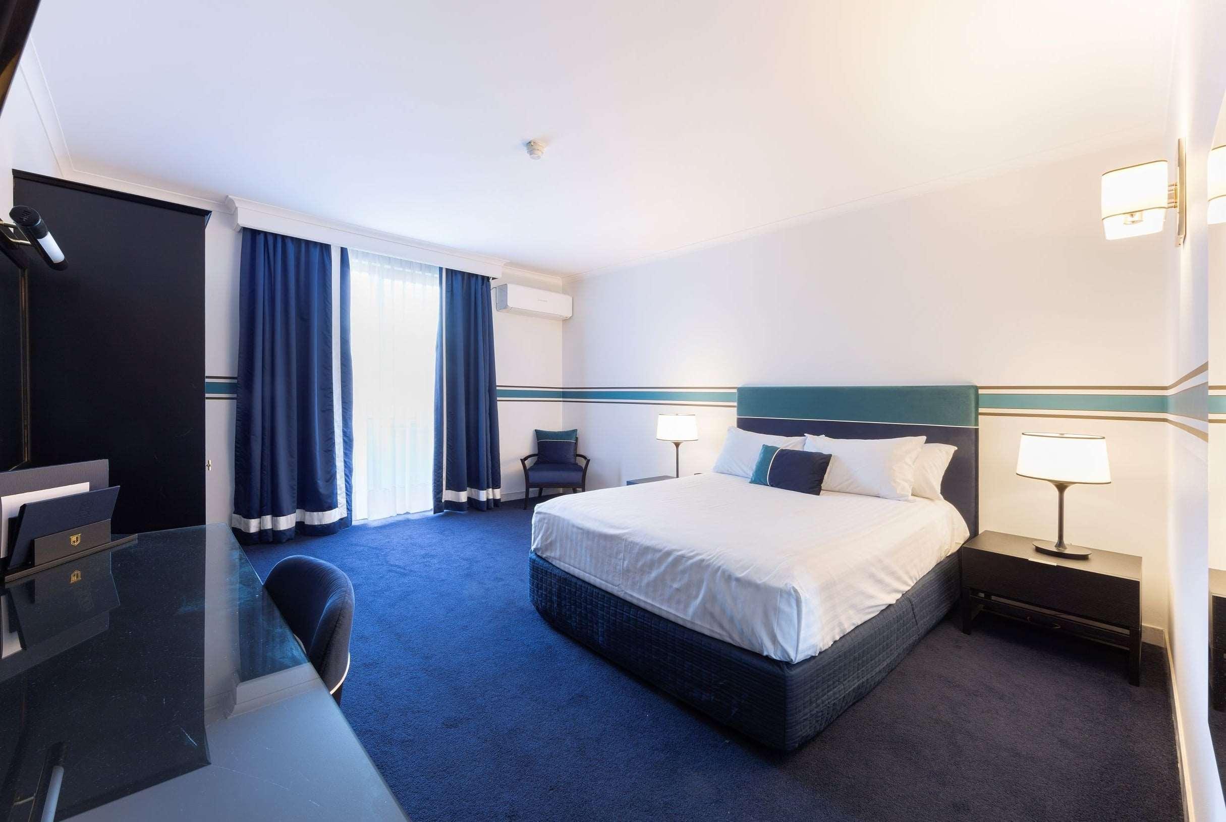 Ramada By Wyndham Diplomat キャンベラ エクステリア 写真